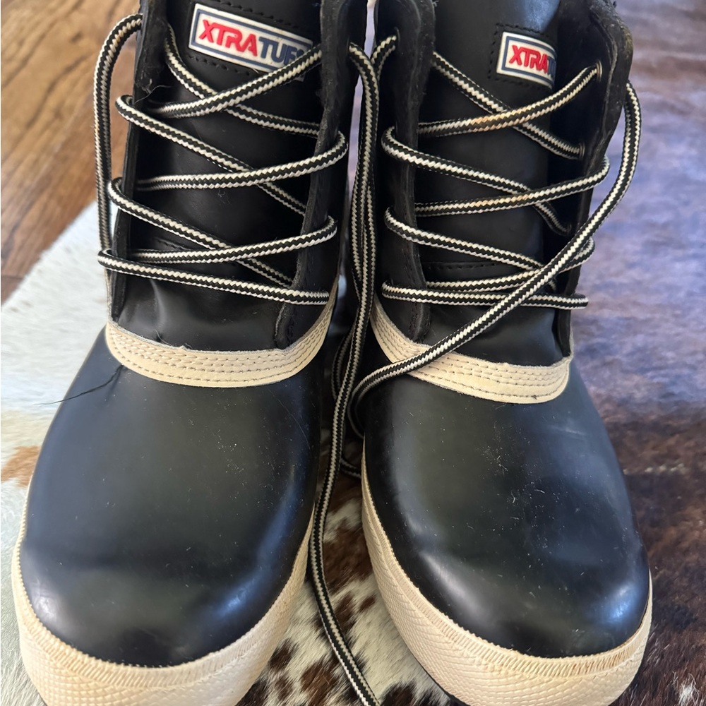 XTRATUF Boots 9